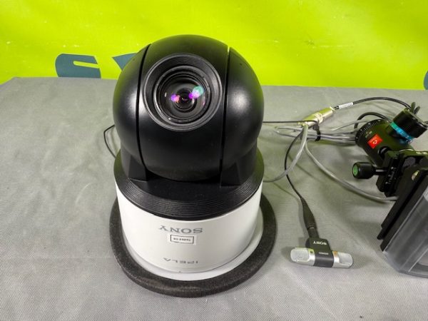 Sony IPELA Camera with Raytec VAR-i2-1-CON1 IR Illuminator & Power Supply (C156) - Image 4