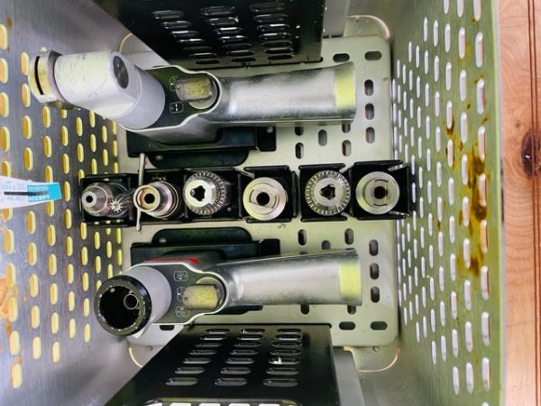 STRYKER SYSTEM 4 POWER INST SET- 4108 SAGITAL SAW, 4103 ROTARY DRILL+ATTACHMENTS (W741) - Image 23