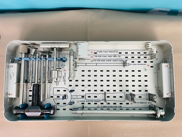 Smith & Nephew Richards 7115-2106 IMHS TRAY 2 (B307)