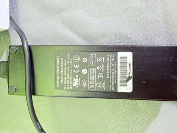NDS Radiance Ultra 32″ Medical Display Monitor SC-WU32-G1522 w/ P. Supply (C179) - Image 8