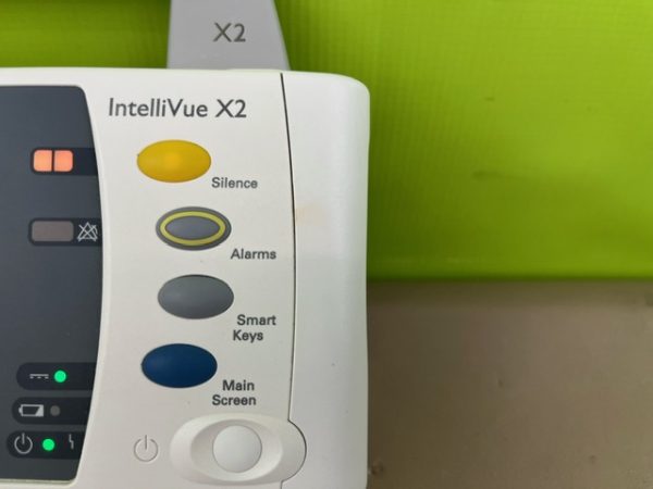 Philips IntelliVue X2 M3002A Multi-Measurement Patient Monitor (B549/B558) - Image 3