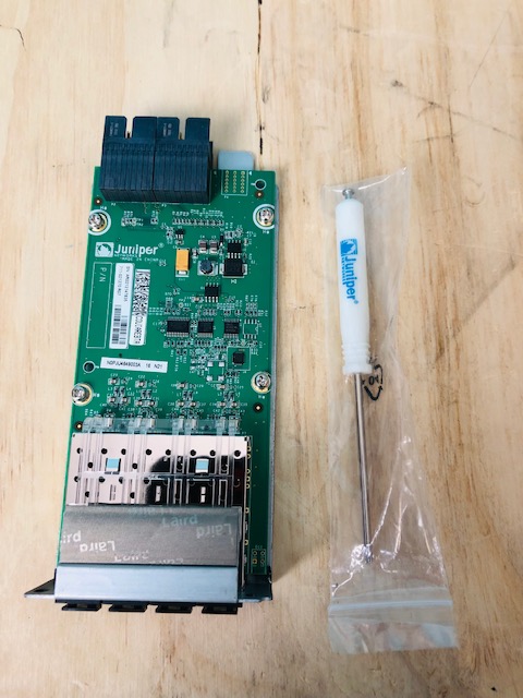 Juniper Networks SFP 4-Port 711-021270 EX-UM-4SFP R07 Gbe Module (x53) - Image 4