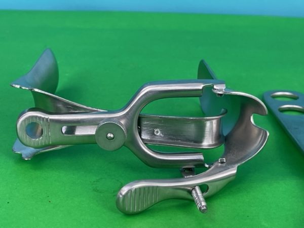 Surgical instruments MISC (B55A) - Image 9