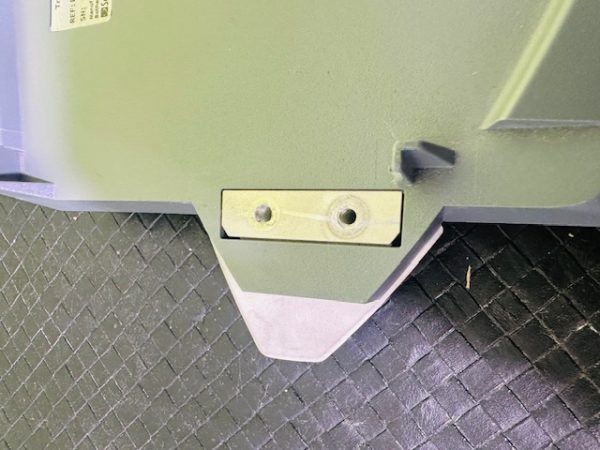 Sonosite Triple Transducer Connect Quick Release Screws are broken (C054) - Image 4