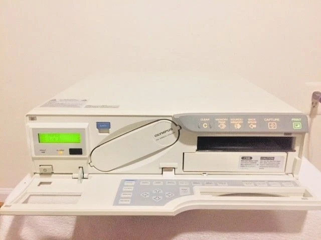 OLYMPUS OEP COLOR VIDEO ENDOSCOPY PRINTER (41185)