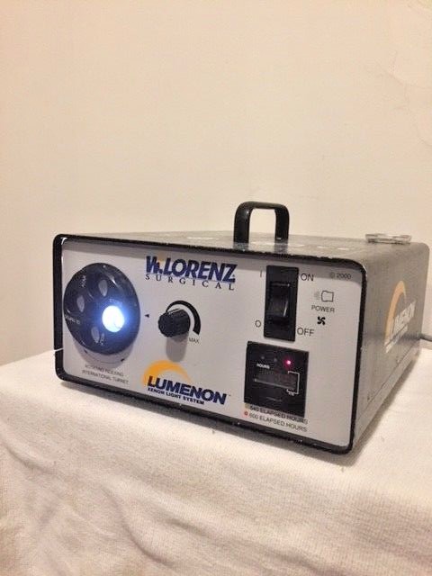 W Lorenz Surgical Lumenon Xenon Light System 88-6000 (31118)