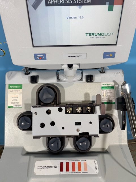 Terumo BCT Spectra Optia Apheresis System DOM: 2012 SN: 1P01310 (C205) - Image 3