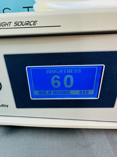 Stryker X8000 Light Source (B685) - Image 4