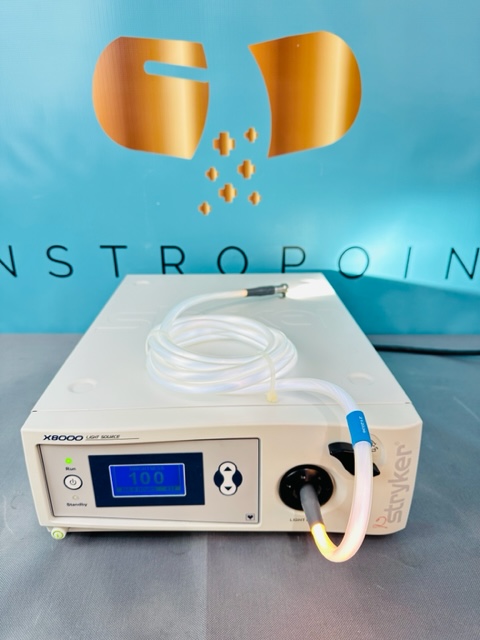 Stryker X8000 Light Source (B685) - Image 5