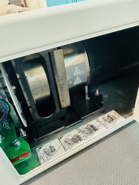 Stryker X8000 Light Source (B685) - Image 9