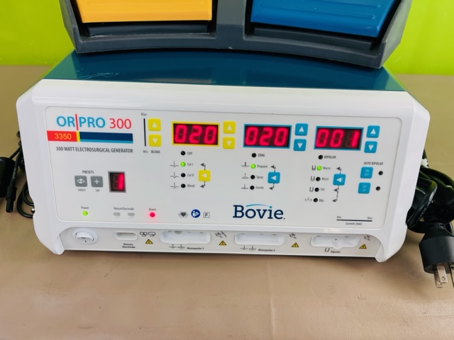 Bovie OR PRO 300 W Electrosurgery Generator A3350 (GA101) - Image 6
