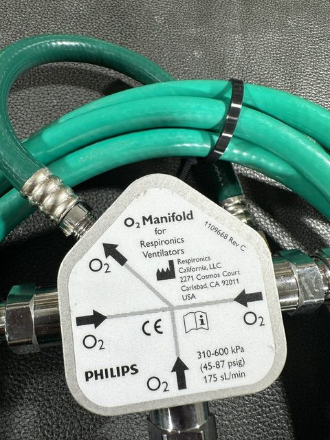 PHILIPS O2 MANIFOLD RESPIRONICS VENTILATORS 1109668 REV C-V60 W/ HOSES (C412) - Image 6