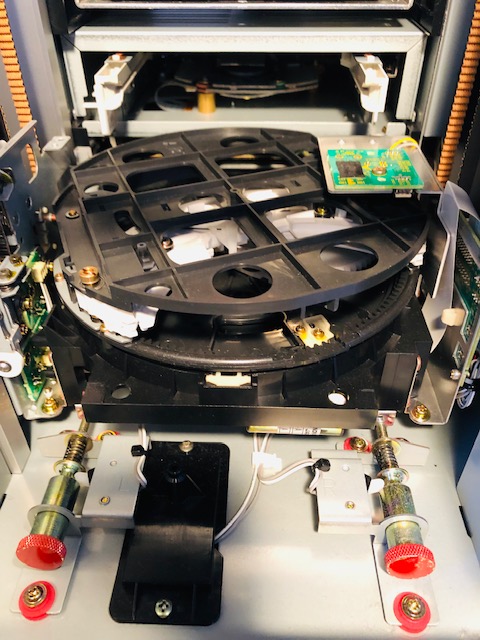 PIONEER DRM-3000 300 DISK CHANGER (T1372) - Image 6