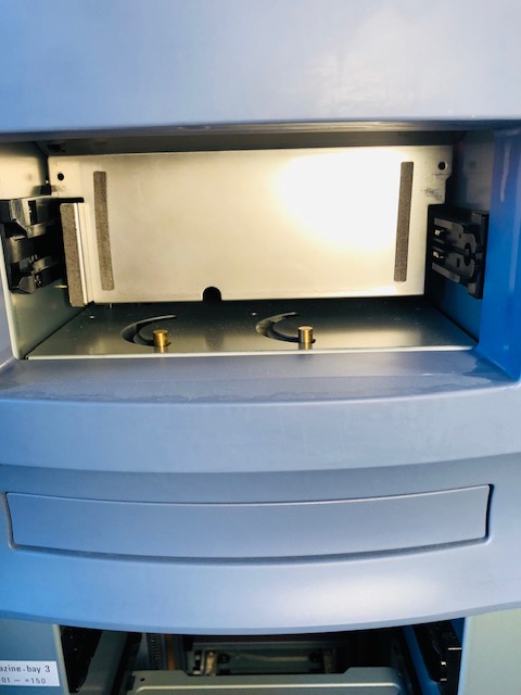 PIONEER DRM-3000 300 DISK CHANGER (T1372) - Image 12